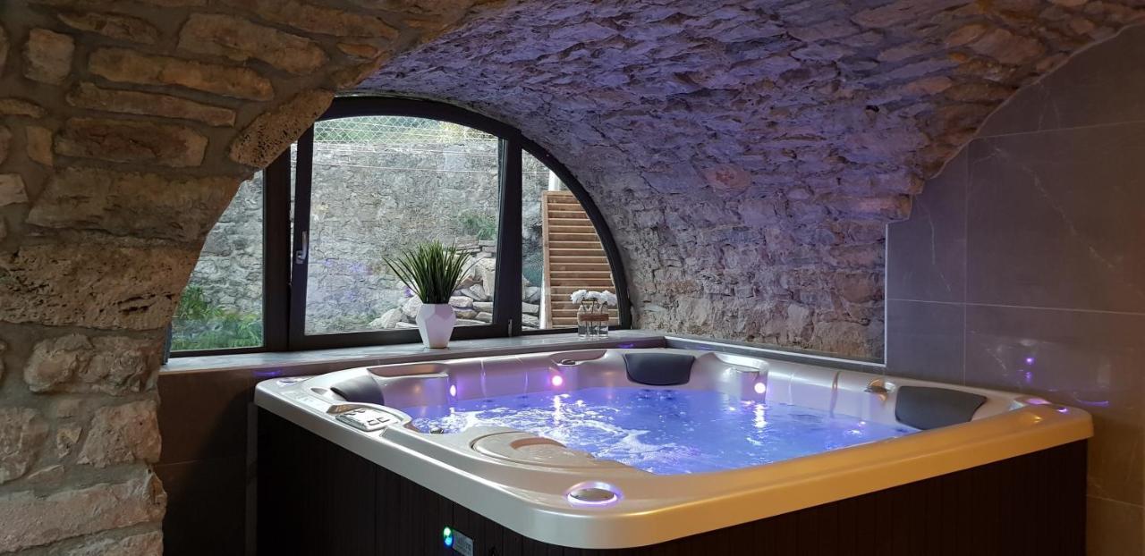 Le Mas Rolland, Piscine Chauffee & Spa - Millau - Gorges Du Tarn Compeyre Luaran gambar
